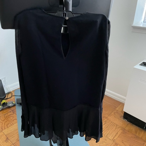 Theory long sleeve top with pleated bottom - Picture 2 of 3